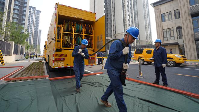 电讯报：波切蒂诺可能面临压力，但若解雇他也找不到合适的